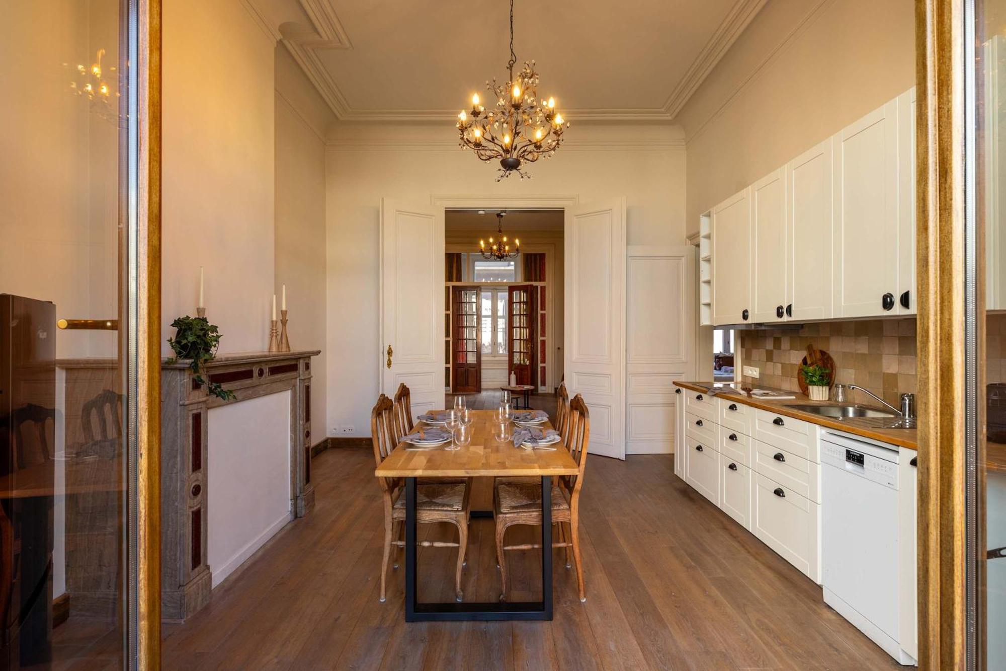 Huswell - Cape Montigny - A Beautifully Renovated Historic In The Heart Of *